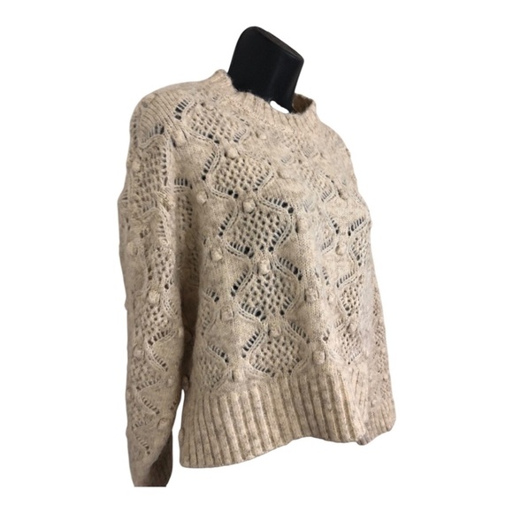 Tan crewneck knotted heirloom farmhouse style fuzzy crochet knit sweater size L - Picture 11 of 17